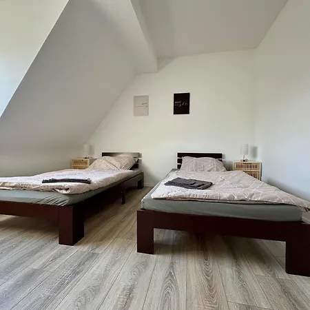 Komfort & Stil, Moderne Mit Fitnessraum