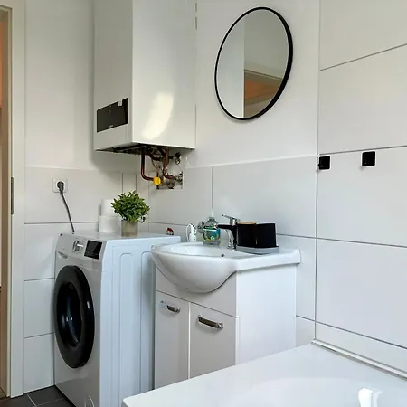 Komfort & Stil, Moderne Mit Fitnessraum