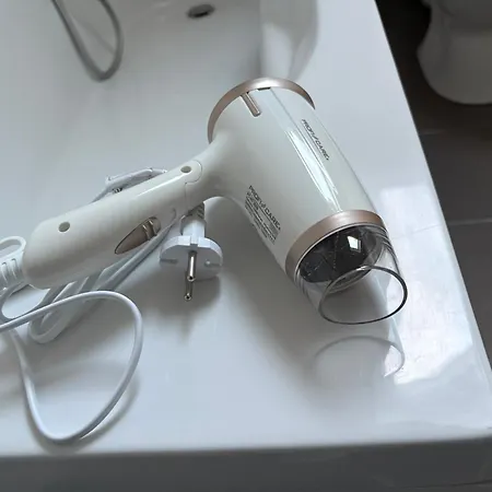 Komfort & Stil, Moderne Mit Fitnessraum شقة فيتن