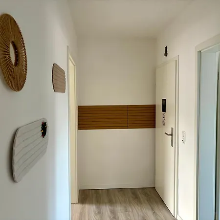 Komfort & Stil, Moderne Mit Fitnessraum شقة فيتن