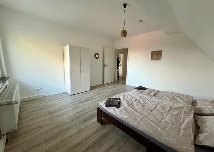 Komfort & Stil, Moderne Mit Fitnessraum