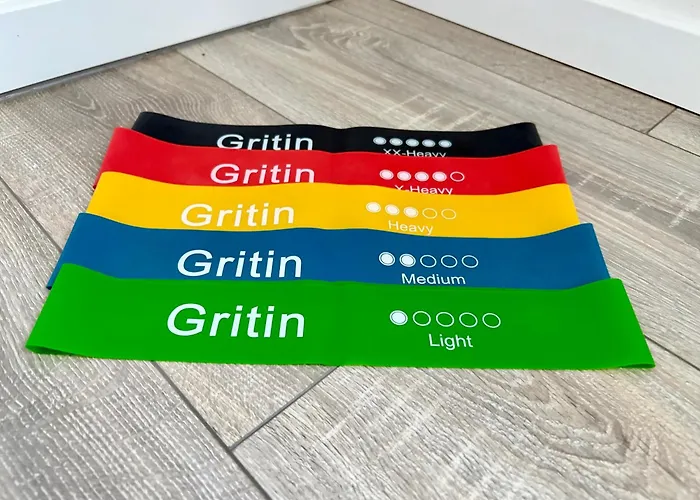 Komfort & Stil, Moderne Mit Fitnessraum فيتن