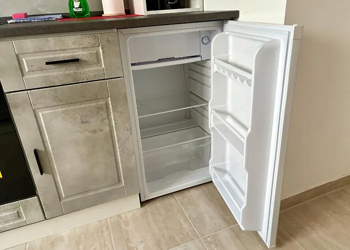 شقة Komfort & Stil, Moderne Mit Fitnessraum