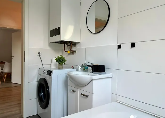 Komfort & Stil, Moderne Mit Fitnessraum