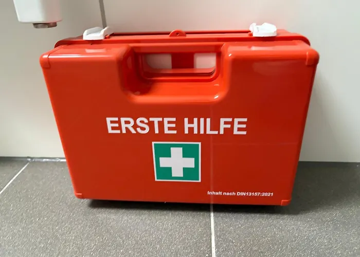 Komfort & Stil, Moderne Mit Fitnessraum 公寓